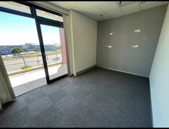 209M² BUSINESS TO LET IN MILNERTON CENTRAL
